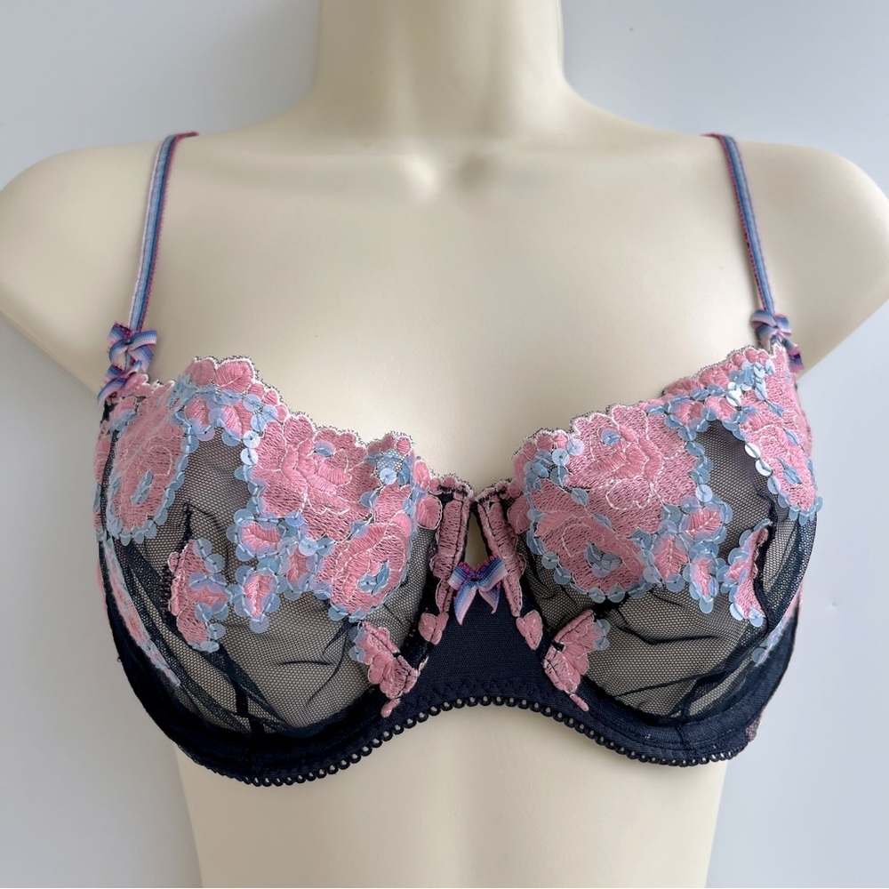 Victoria’s Secret Angels Mesh Embroidered Bra Size 38C